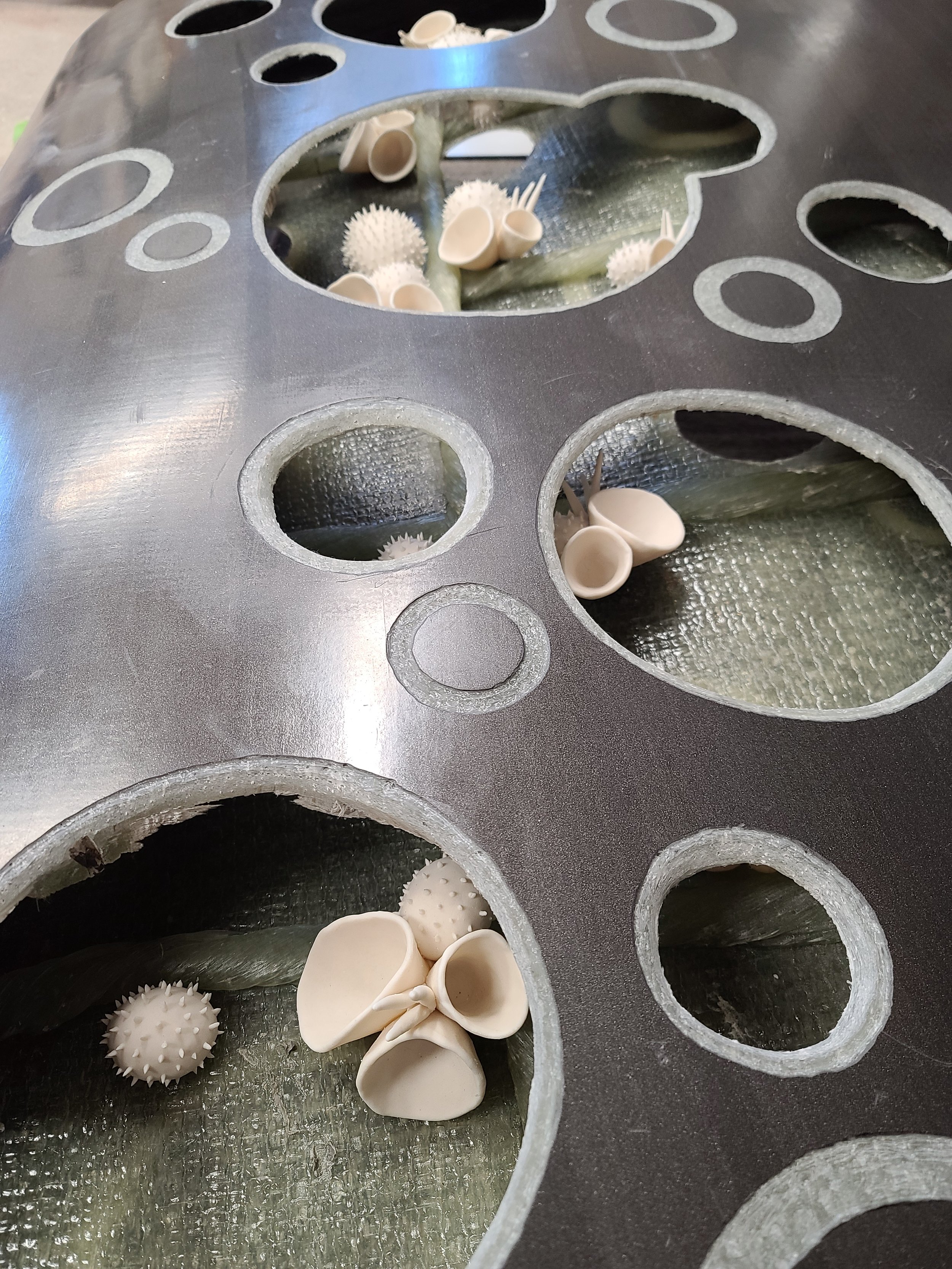 Ceramic elements for "Half Life"